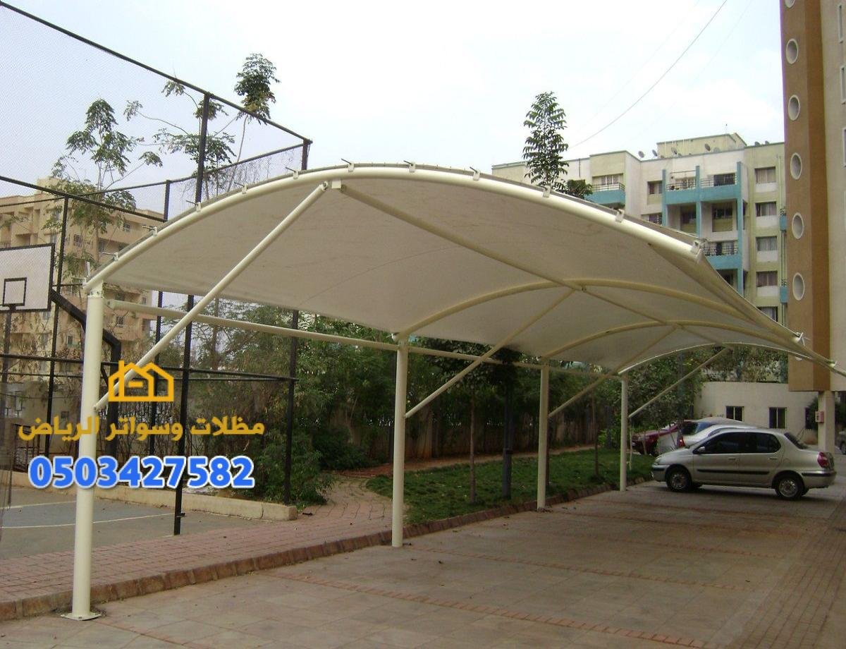 قماش مظلات PVC ضد الماء، مثالي للمناطق المكشوفة والمعرضة للطقس القاسي.